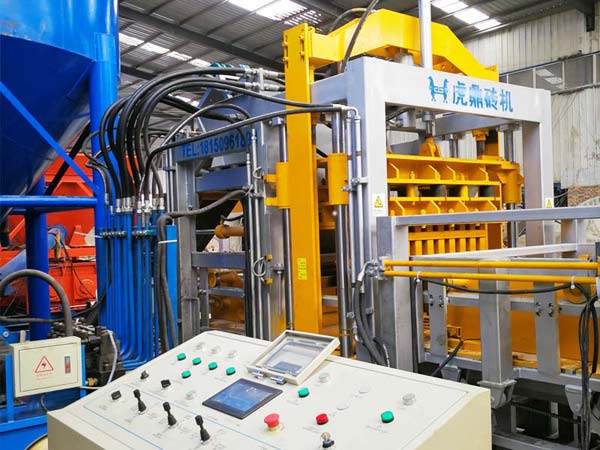 混凝土空心砌塊機