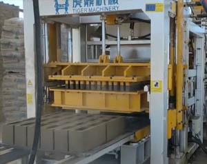 全自動水泥磚機廠 虎鼎QT12-15水泥磚機